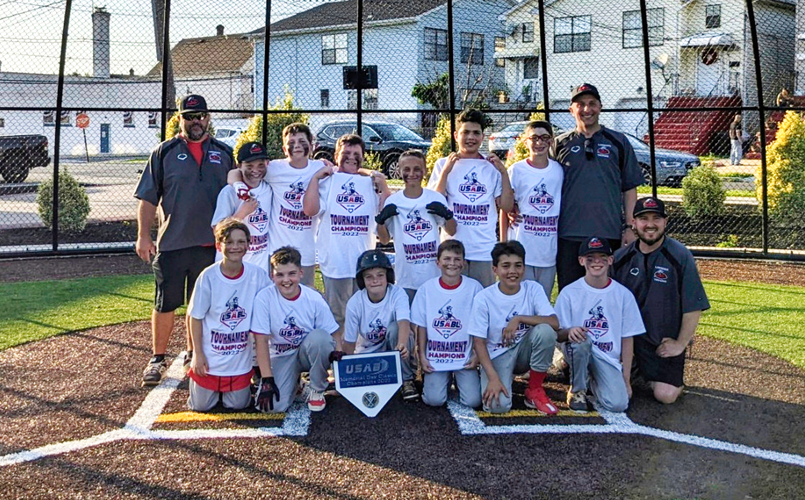2022 Memorial Day Classic Champions: Thunder 11U